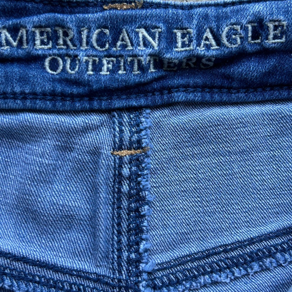 American Eagle Super Sky High Shortie Raw Hem High Rise 25x4 Size 4 - Picture 9 of 11